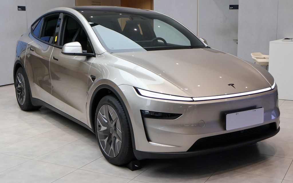 Model Y  Premium